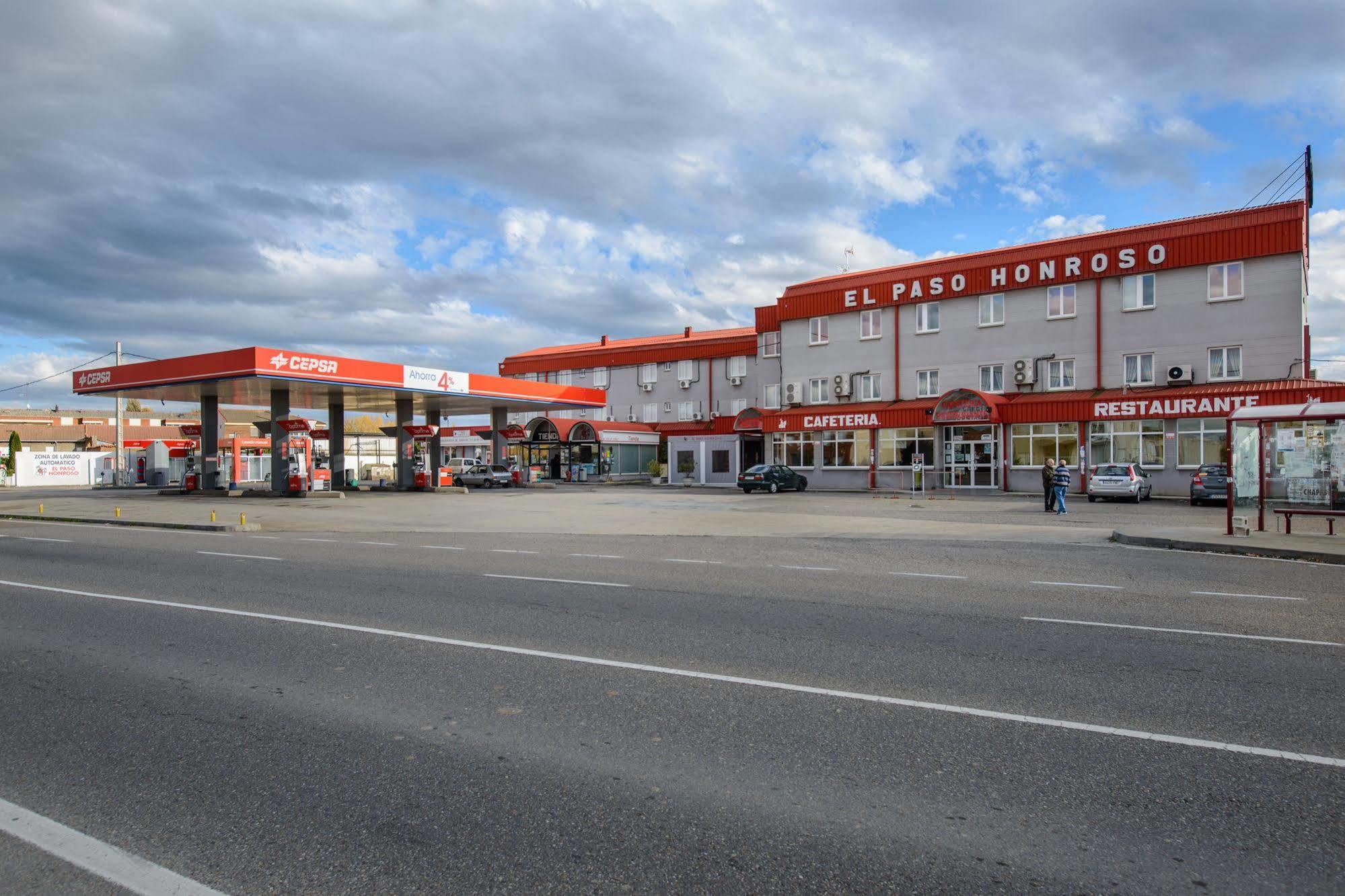 Hotel El Paso Honroso Hospital de Orbigo Exterior photo