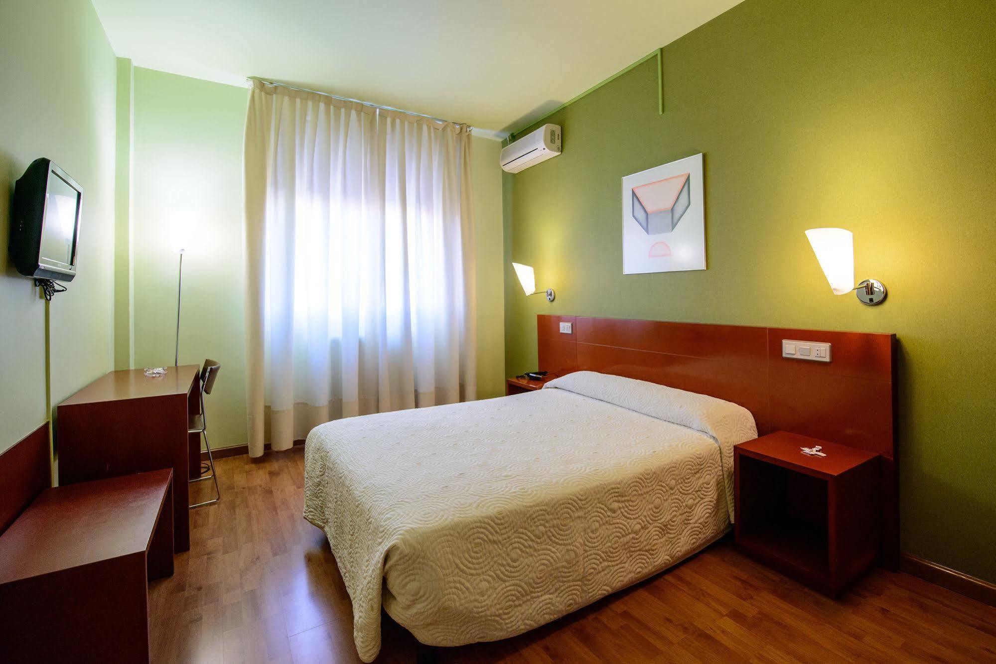 Hotel El Paso Honroso Hospital de Orbigo Exterior photo